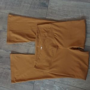 DSG golden yoga pants size M